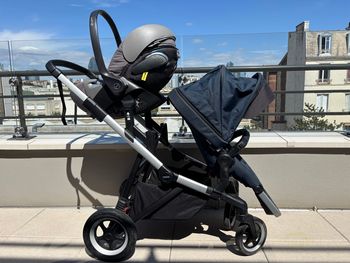 Poussette double SLEEK  marque THULE