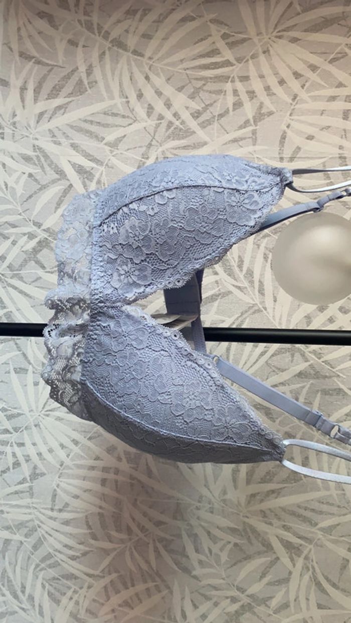 Soutien gorge - photo numéro 2