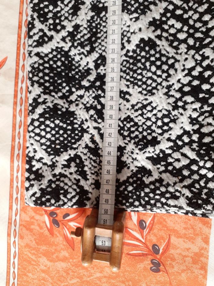 Jupe courte T 38 - photo numéro 5