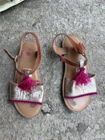 Sandales fille taille 33