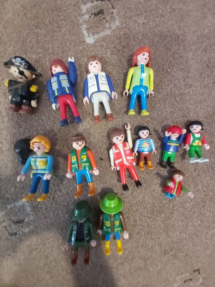 Lego figurines - photo numéro 3
