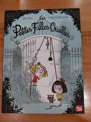 Livre les petites filles cruelles