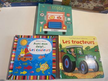 Lot de 3 livres a toucher a decouvrir