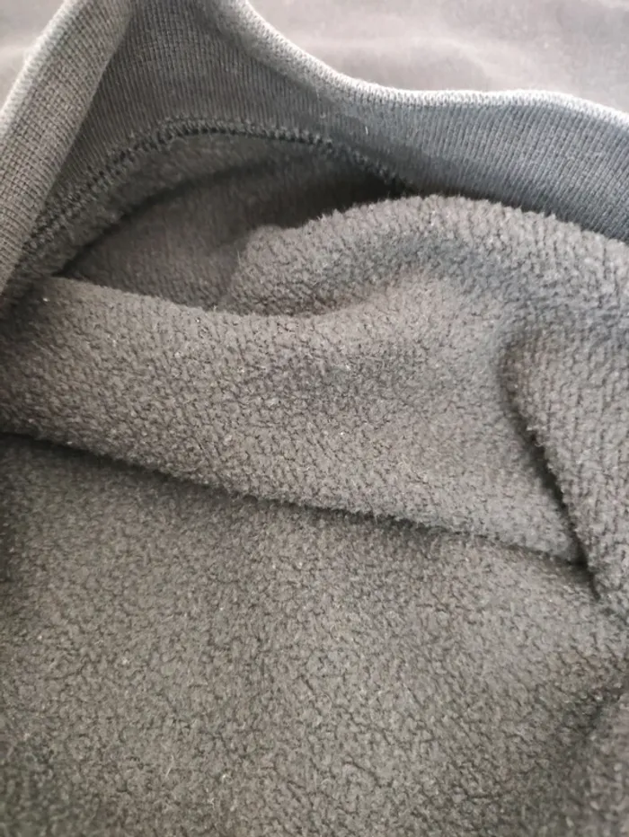 🖤 Sweat à capuche Nike - Noir - 10/11 ans - Bon état - photo numéro 7