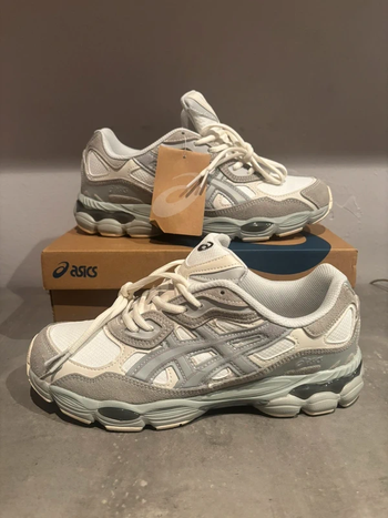 Asics Gel NYC Gris Riz