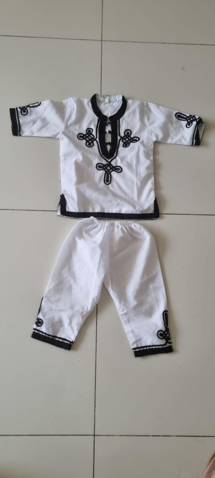 Ensemble ɓébé taille 2 ans