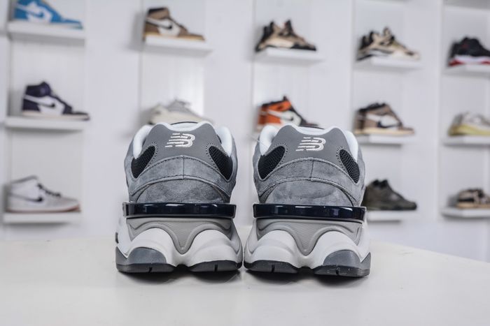 New Balance 9060 (Noir/Gris) - Photo réelle 40 - photo numéro 3