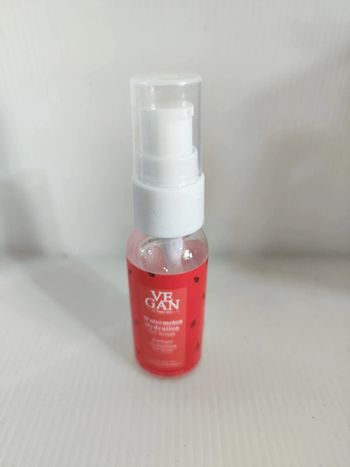 Vegan by happy skin sérum hydratant à l'extrait de pastèque pour visage 30ml valeur 20€