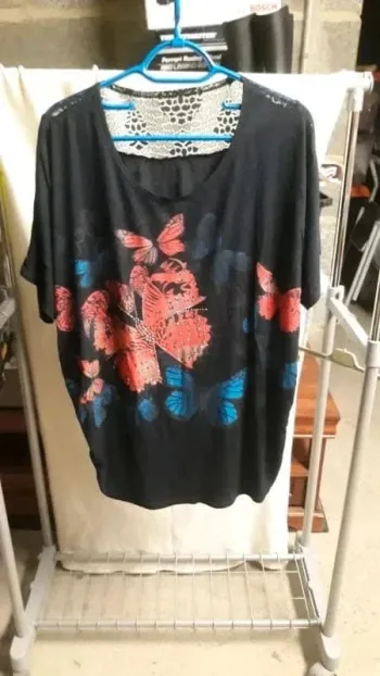 Blouse vintage motif papillon taille 42