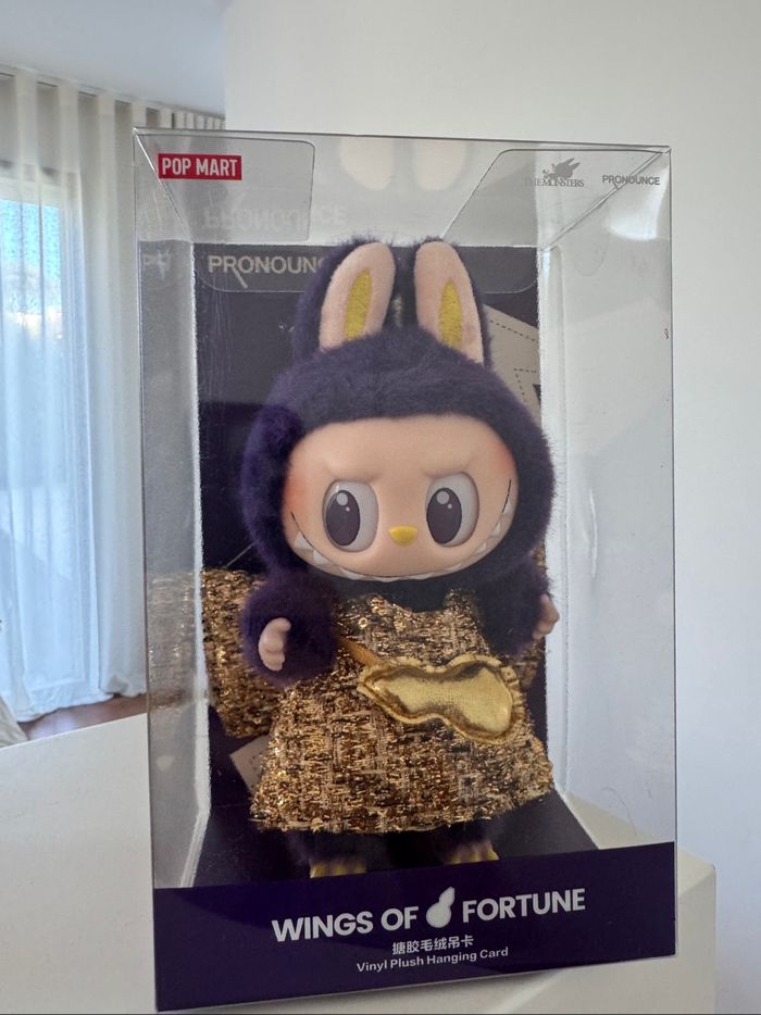 Pop Mart LabubuThe Monster wings of fortune - photo numéro 2