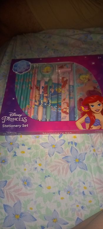 Set scolaire Ariel .