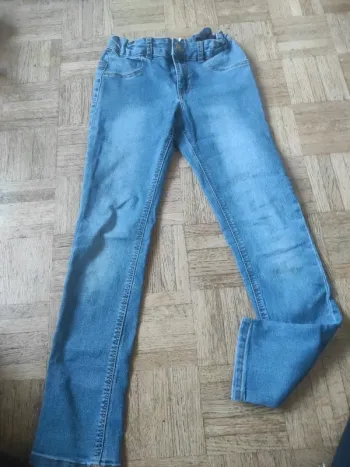 Jean taille 10 ans