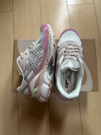ASICS GEL-NYC rose 36