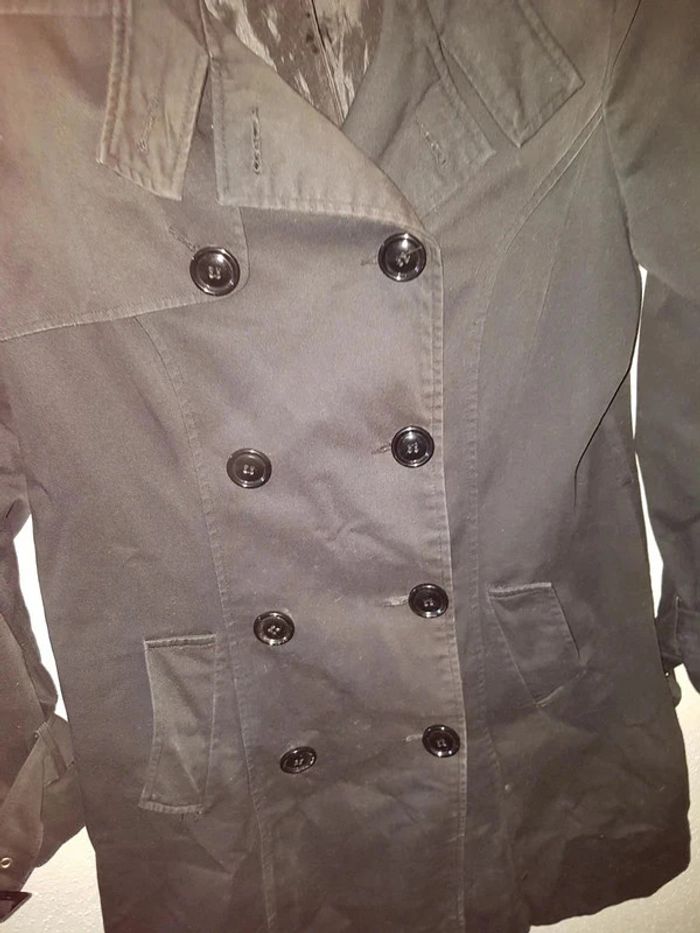 Manteau. femme. trench anglais noir. Taille 40/42. Jo hirty. - photo numéro 3