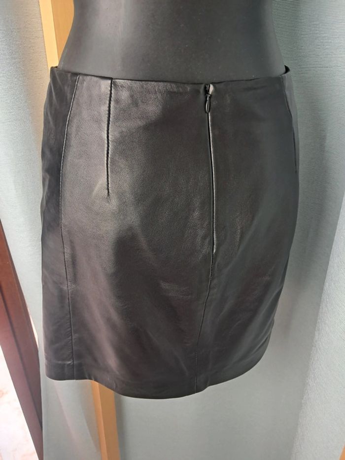 Comptoir des cotonniers jupe noire en cuir T.36 - photo numéro 6