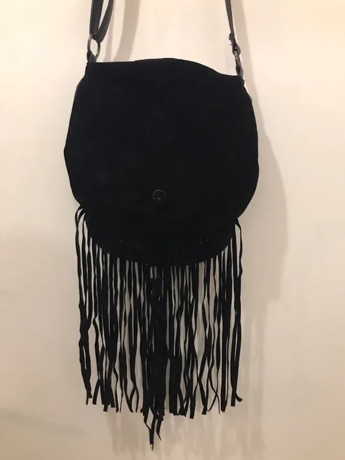 Sac à main atmosphère velours noir en bandoulière avec des franche taille unique - photo numéro 5
