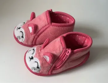 Chaussons bébé fille