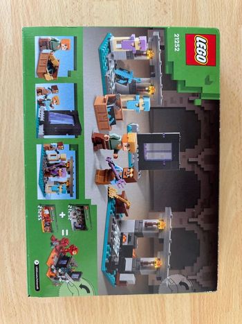 LEGO 21252 Minecraft armurerie – Neuf, Scellé