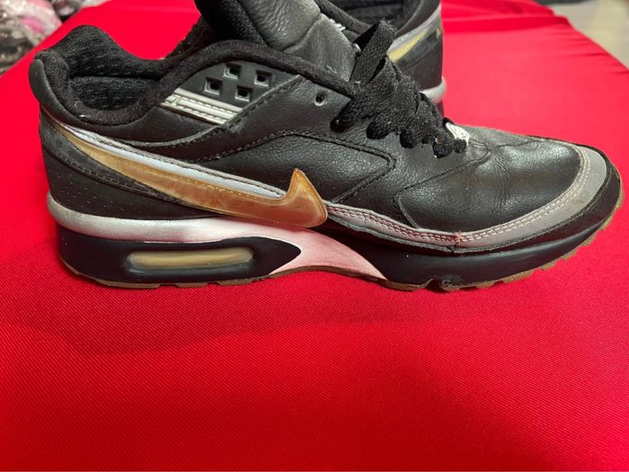 Baskets chaussures Nike Air Max rétro vintage 38.5 noir gris - photo numéro 4