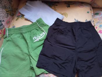 Lot VETEMENTS garçons en taille 5ans