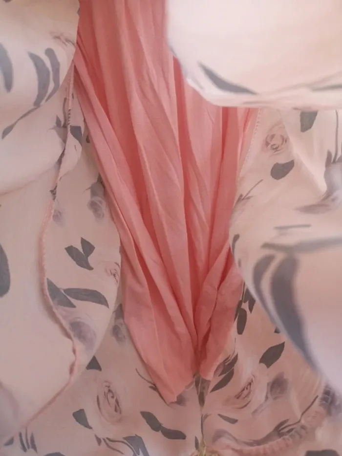 Robe rose à fleurs - photo numéro 4