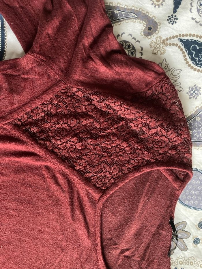 Pull dentelle - photo numéro 3