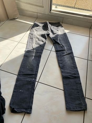 Jean déchiré gris taille taille 36