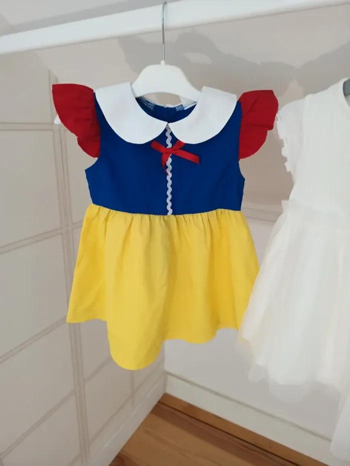 3 robes 9 mois fille - photo numéro 2