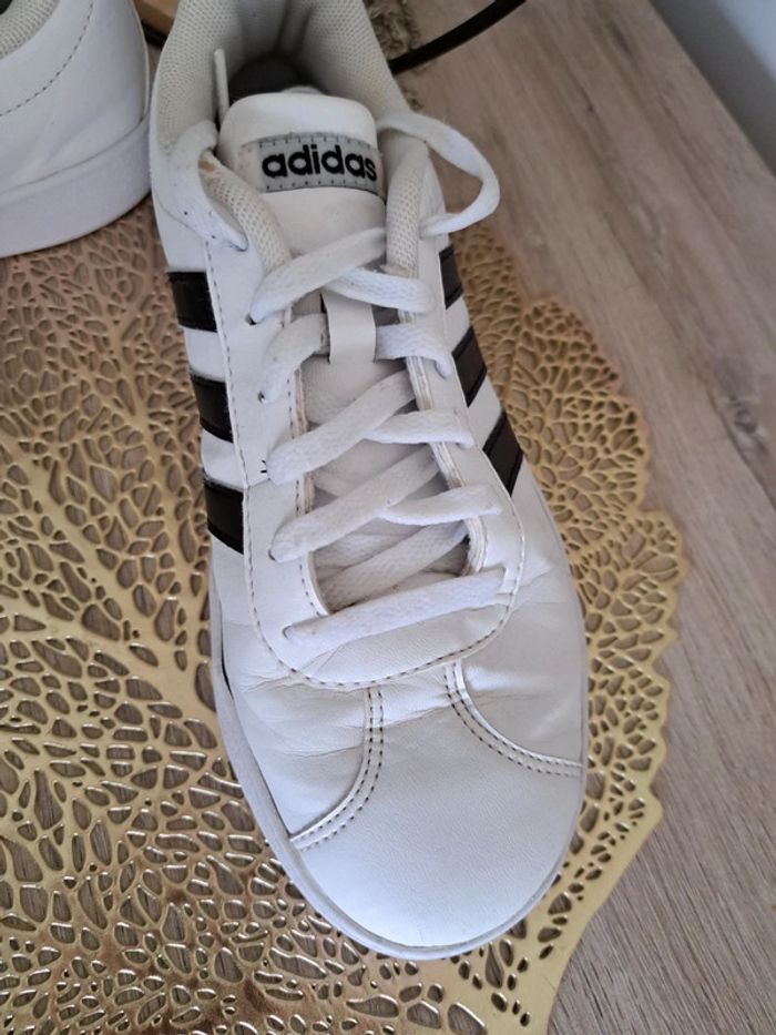 Adidas - photo numéro 3