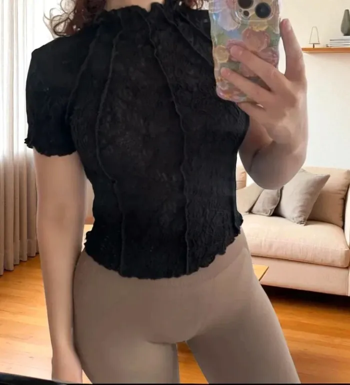 Top noir effet corset stretch dentelle moulant vintage sexy 🖤