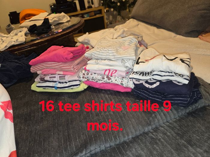 Lot vêtements bébé fille