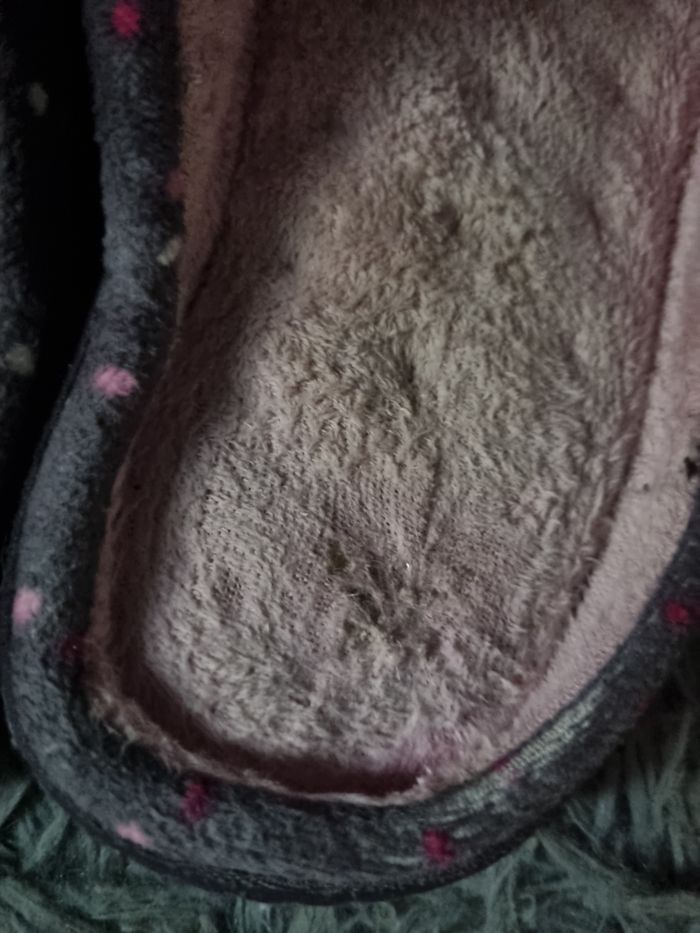 Chaussons gris à pois 37 - photo numéro 9