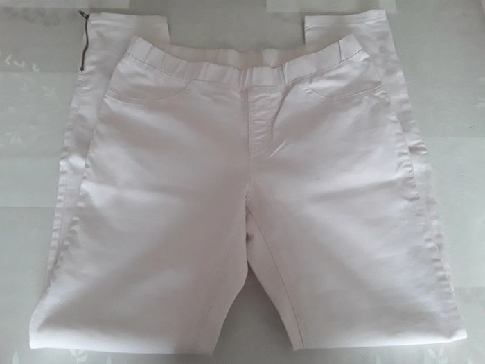 🔮 Pantalon rose clair en 42 🔮 - photo numéro 2