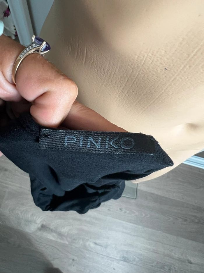 🖤 Top noir asymétrique drapé  – Élégance italienne signée Pinko SOLDÉ -40% (vidéo portée dispo ) 🖤 - photo numéro 2