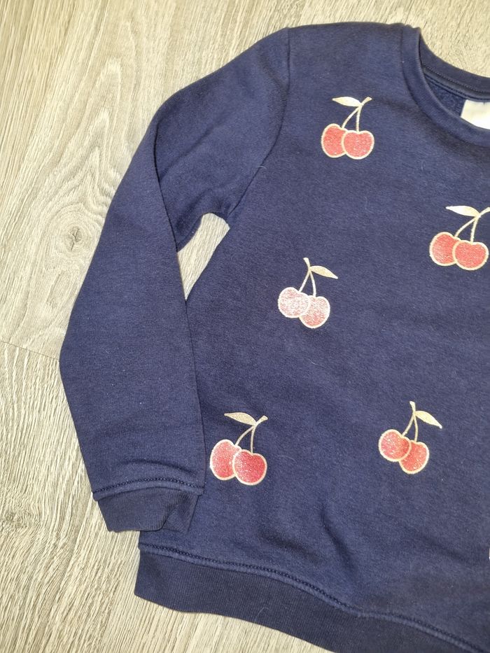 Sweat cerise C&A 8 ans 128 cm - photo numéro 2