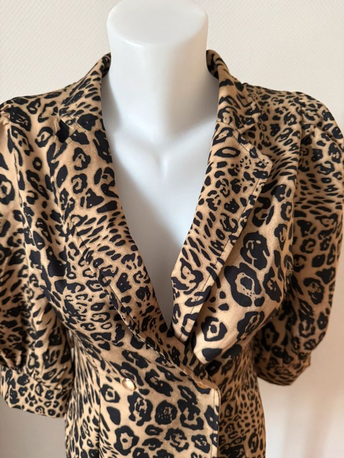Robe léopard neuve taille 34 saint genies - photo numéro 3