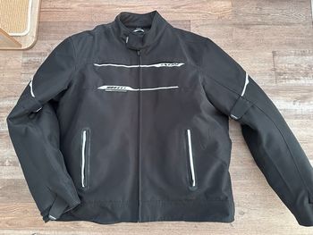 - Manteau de moto Ixon - Taille 4XL - Très bon état 