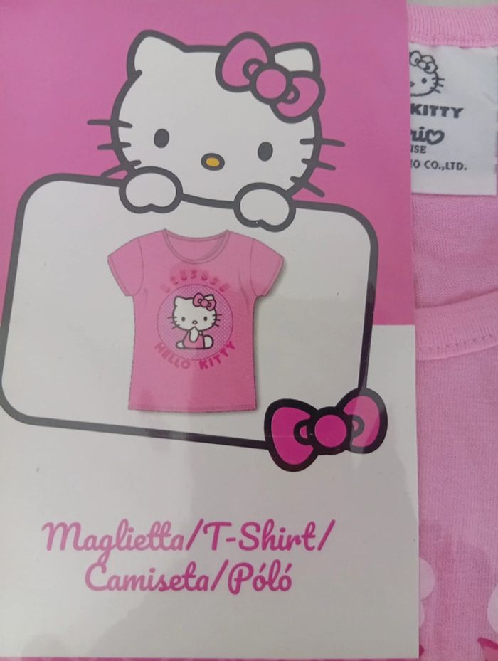 Tee-shirt manches courtes Hello Kitty taille 8 ans neuf sous blister - photo numéro 3