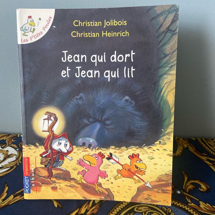 Jean qui dort et jean qui lit