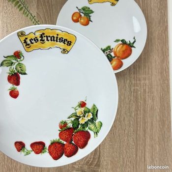 Lot de 2 assiettes en porcelaine L’Hirondelle
