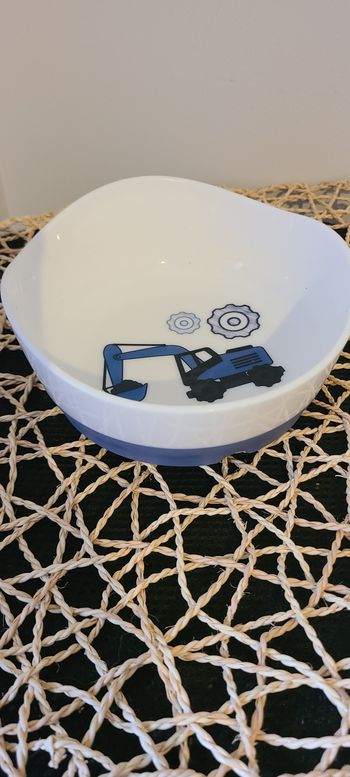 bol enfant motif pelleteuse