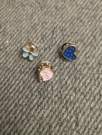 Lot de 3 broches/pin's