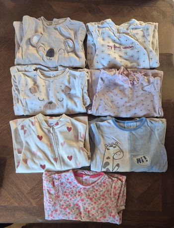 Lot de pyjamas