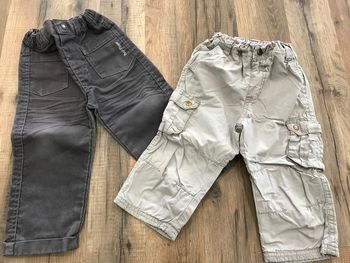 Lot 2 pantalons 18 mois