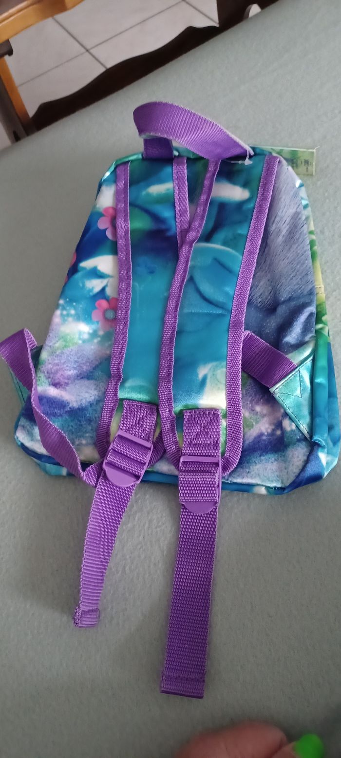 Très beau petit sac à dos - photo numéro 5