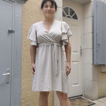 Jolie robe neuve TU