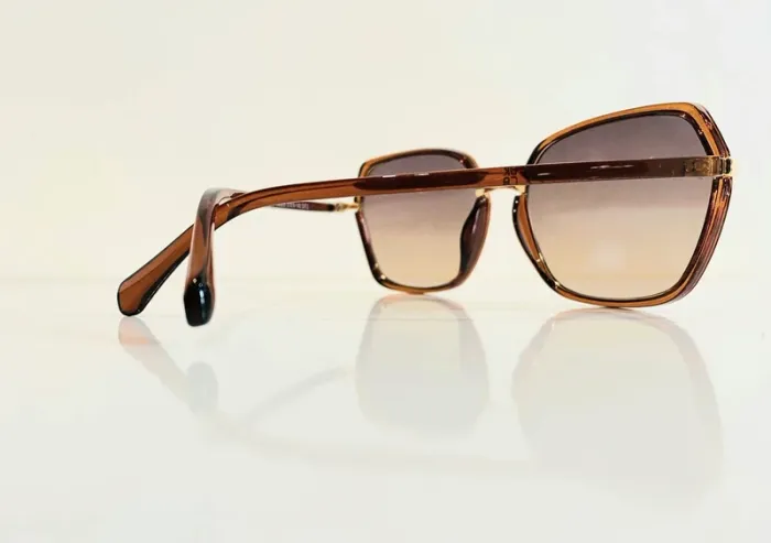 Lunette de soleil femme marron miel contour doré uvprotection catégorie 2 - photo numéro 4