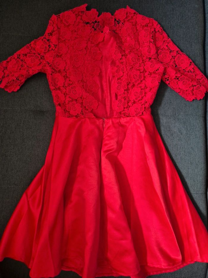Robe dos nu - photo numéro 2