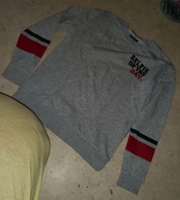 Sweat kiabi 14ans