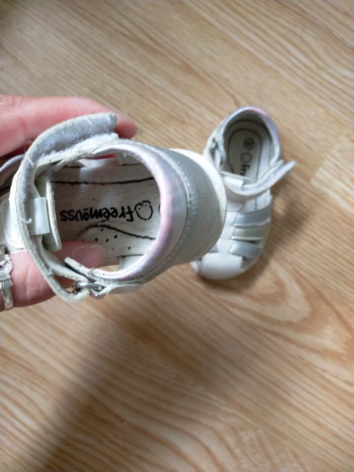 Jolie sandale cuir 20 - photo numéro 2